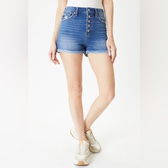 NWT KanCan Women's High-Rise Button Cuff Denim Shorts Sz Large, Medium Wash - Picture 2 of 12